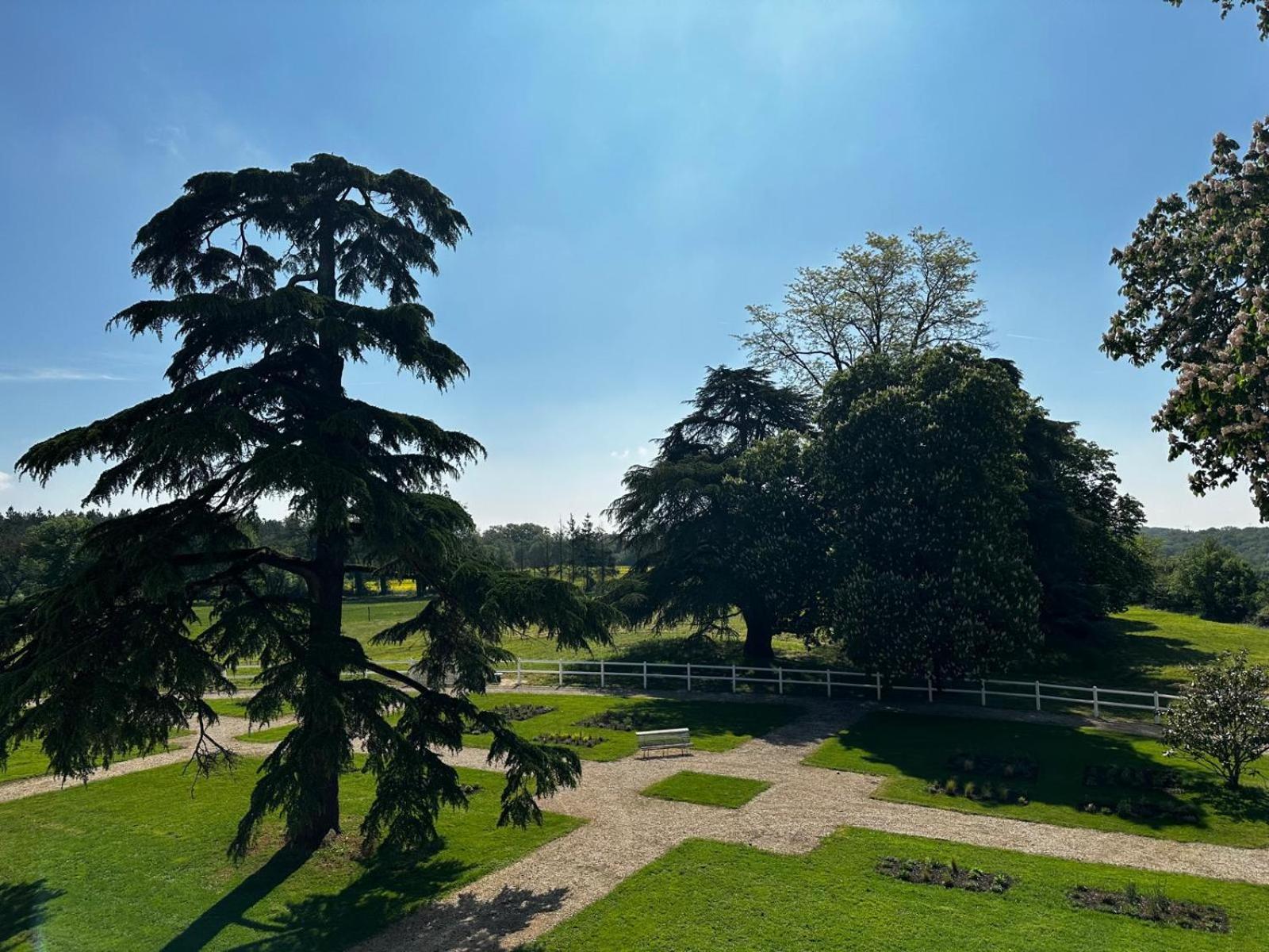 Domaine De L'ecorcerie Hotel