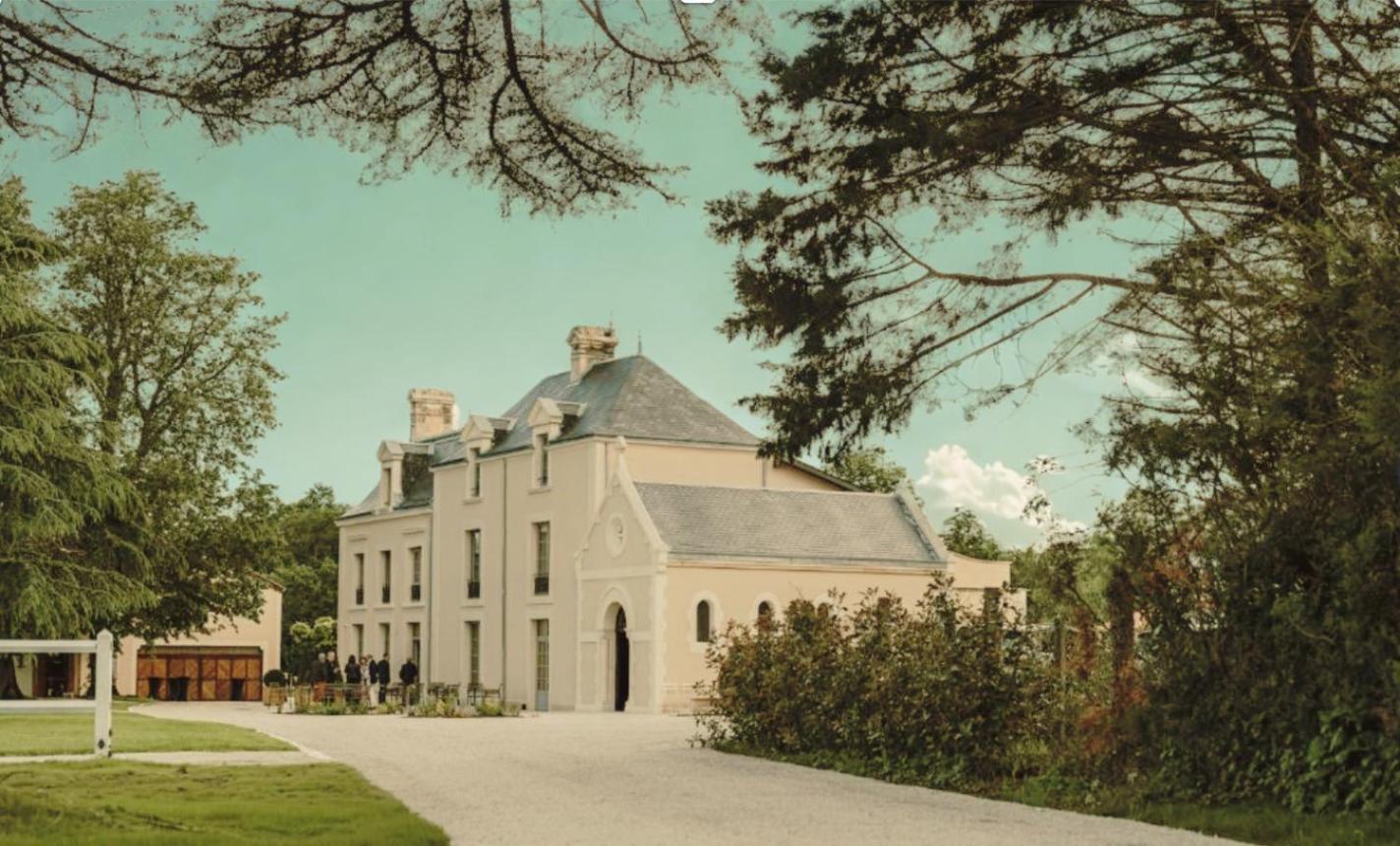 Domaine De L'ecorcerie Hotel *